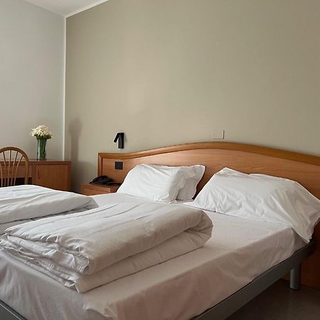 Hotel Coste ลีโมเนซุลการ์ดา ภายนอก รูปภาพ