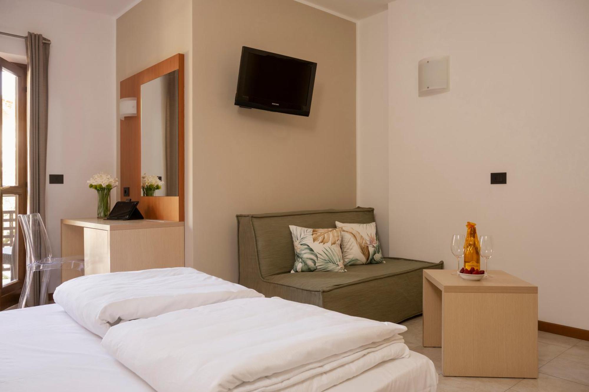 Hotel Coste ลีโมเนซุลการ์ดา ภายนอก รูปภาพ