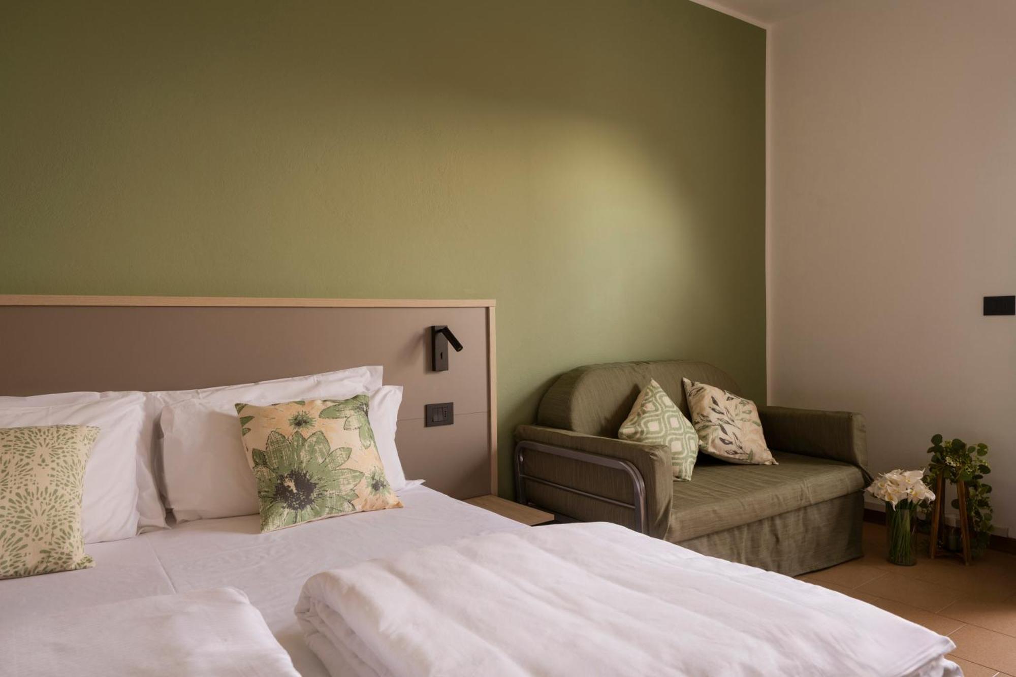 Hotel Coste ลีโมเนซุลการ์ดา ภายนอก รูปภาพ