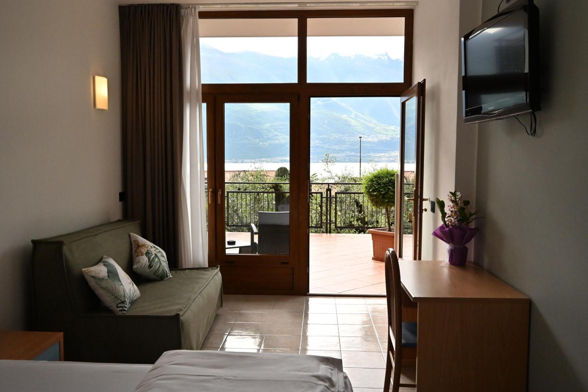 Hotel Coste ลีโมเนซุลการ์ดา ภายนอก รูปภาพ