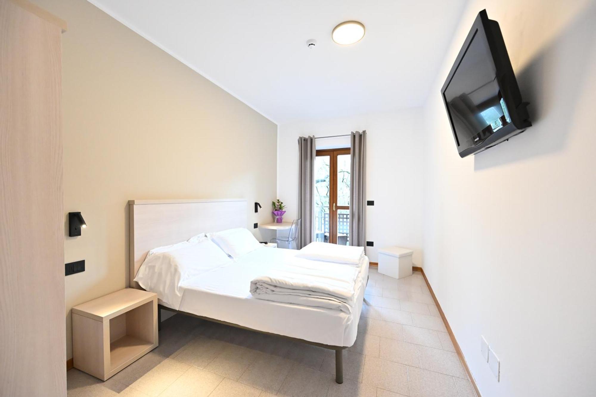 Hotel Coste ลีโมเนซุลการ์ดา ภายนอก รูปภาพ