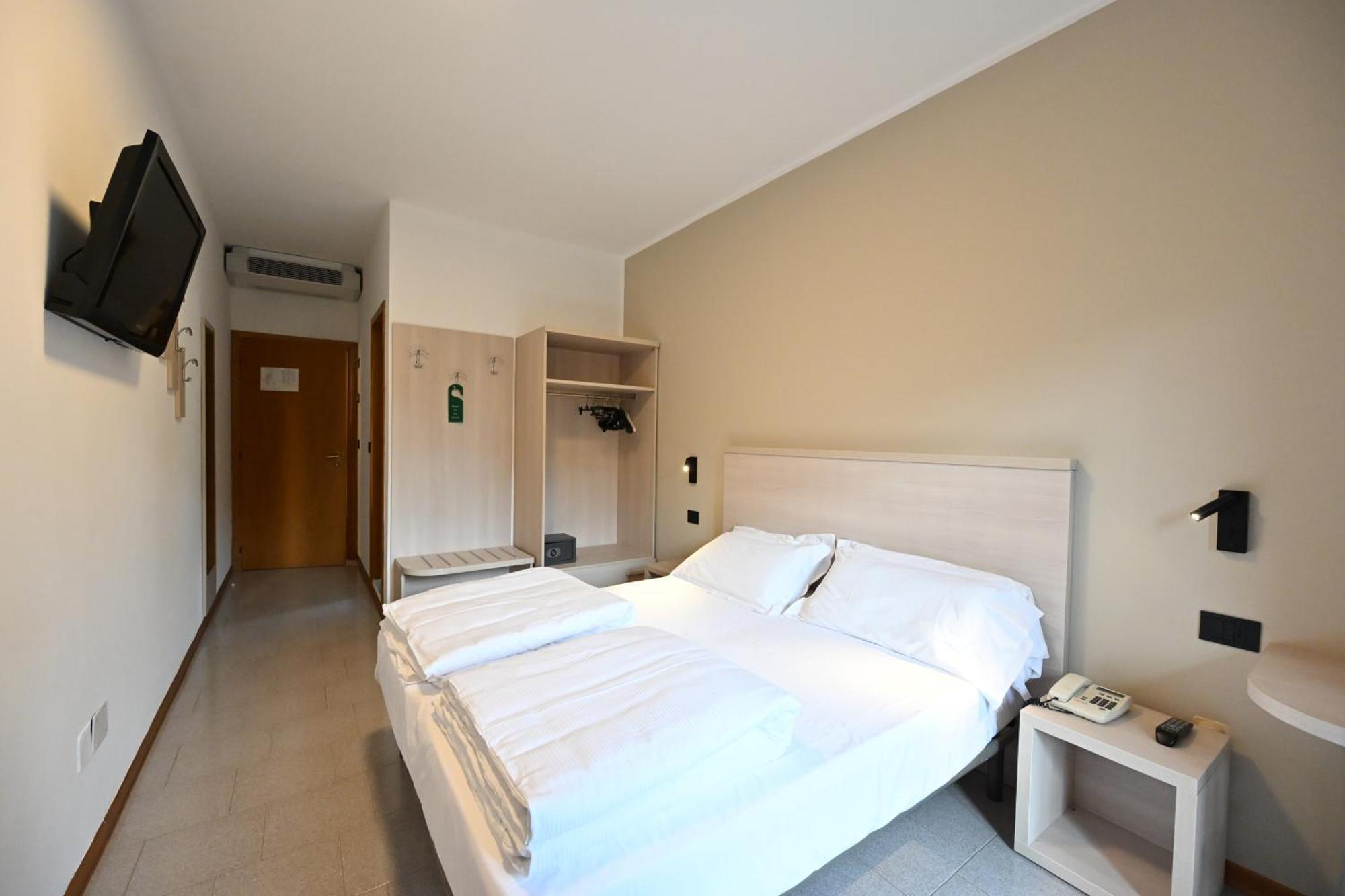 Hotel Coste ลีโมเนซุลการ์ดา ภายนอก รูปภาพ